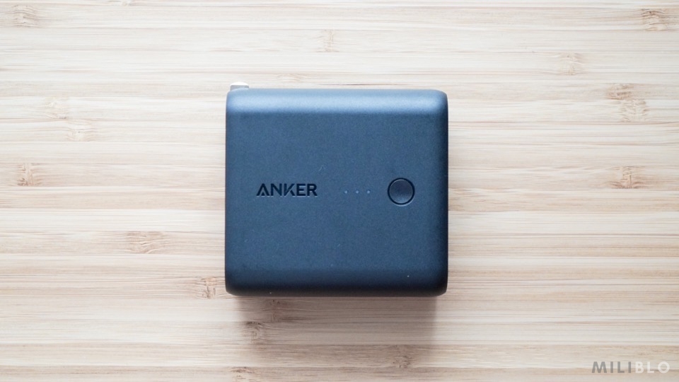 Ankerのモバイルバッテリー兼USB充電器「PowerCore Fusion 5000」